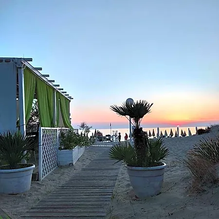 Trilocale Sul Mare Apartment *